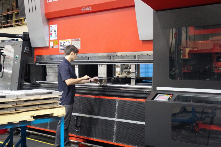 5 Reasons Why It’s Great to Work in Manufacturing